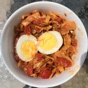 Sauteed Cabbage with Tomato and Eggs